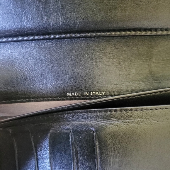 Chanel Ltd Edition Petite Maroquinerie Long Zipper Wallet Camelia - Picture 7 of 10